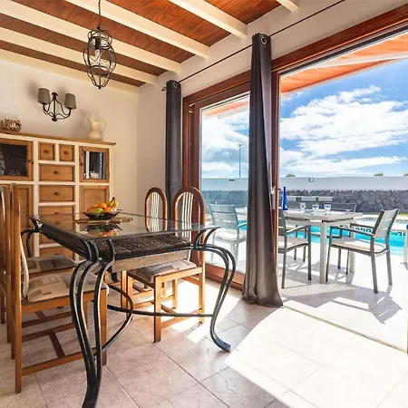 Holiday home Bezanilla